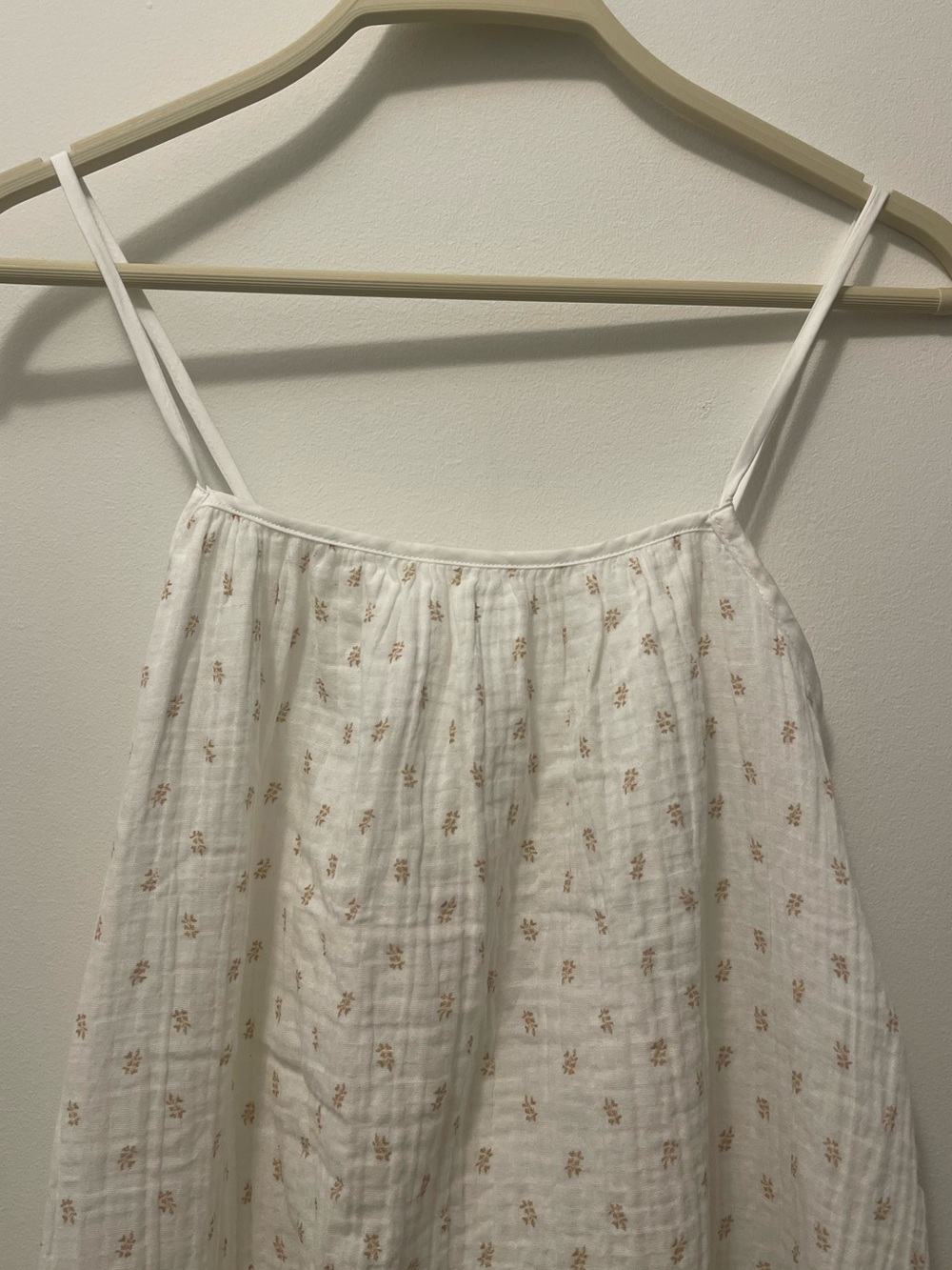 H&M DIVIDED White Gauze Seersucker Spaghetti-Strap Maxi Dress - Picture 2 of 9